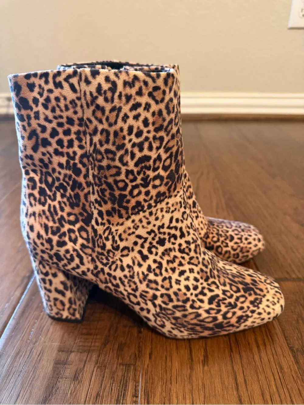 Sugar Element Leopard Print Block Heel Side Zip Ankle Boots Size 6.5